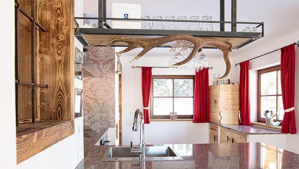 Ferienhaus Sommerbichl Zell am See Exterior photo